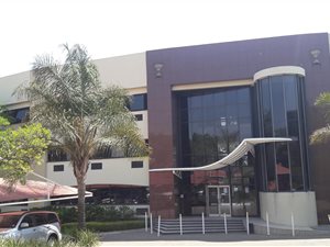 141 m² Commercial space in Waterfall Estate