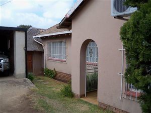 3 Bed House in Grobler Park