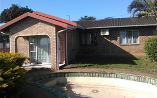 3 Bedroom House in Southgate