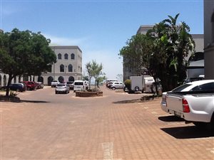 234 m² Commercial space in Halfway House