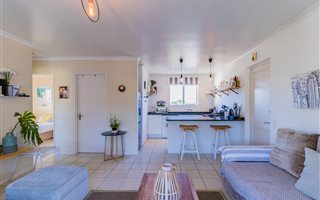 2 Bedroom Apartment in Hout Bay and surrounds