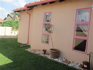3 Bed House in The Orchards