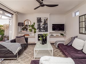3 Bed House in Claremont