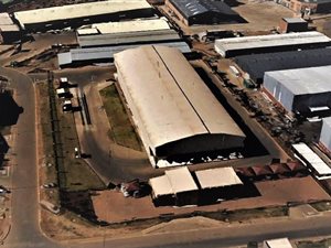 2750 m² Industrial space in Monavoni