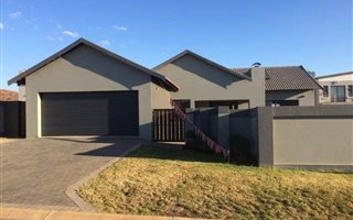 3 Bedroom House in Derdepoort