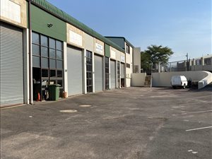 122 m² Industrial space in Waterfall