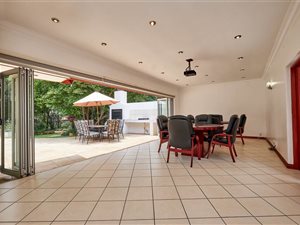 4 Bed House in Bryanston