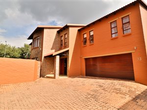 4 Bed Cluster in Rynfield