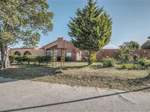 3 Bed House in Rowallan Park and surrounds