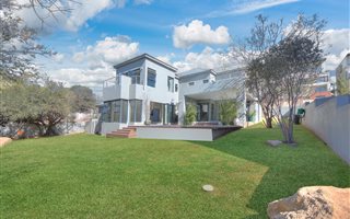 4 Bedroom House in Helderfontein Estate