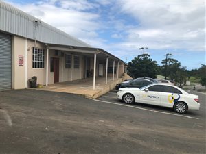 222 m² Office Space in Uvongo