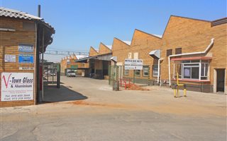 4354 m² Industrial space in Duncanville