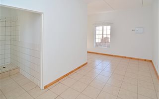 1 Bedroom Apartment in Adamayview