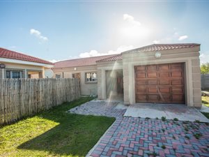 5 Bed House in Parsons Vlei