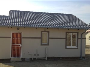 2 Bed House in Witpoortjie