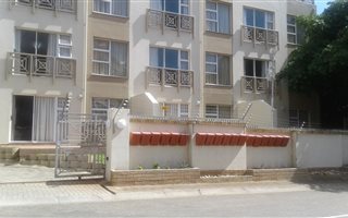 2 Bedroom Apartment in Boland Park