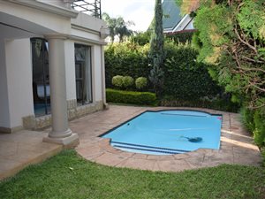 3 Bed House in Woodhill