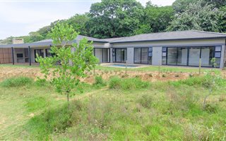 4 Bedroom House in Brettenwood Coastal Estate