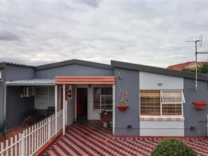 3 Bed Townhouse in Ridgeway