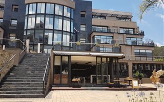 281 m² Commercial space in Sandhurst