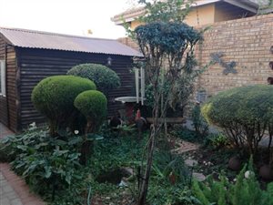 4 Bed Townhouse in Royldene