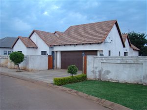 4 Bed House in Clarina