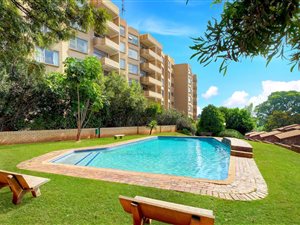 3 Bed Apartment in Bramley Park