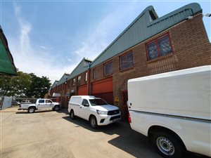 420 m² Industrial space in Meadowdale
