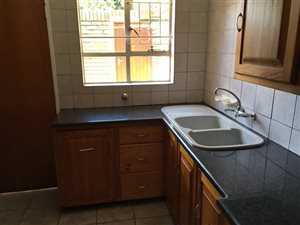 3 Bed Duplex in Lynnwood Ridge