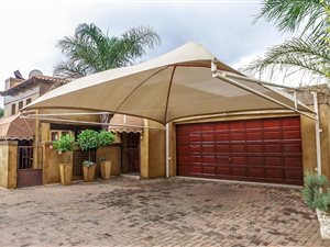 3 Bed Townhouse in Heidelberg Central