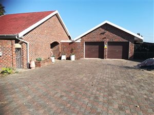 4 Bed House in Amalinda North