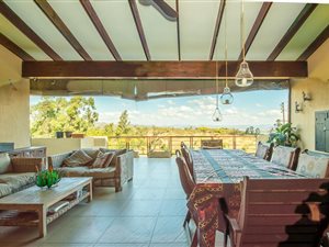5 Bed House in Wild Fig Estate