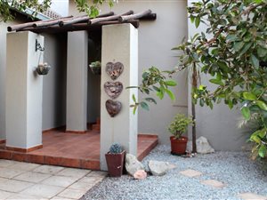 3 Bed Townhouse in Pinehaven