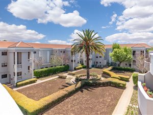 2 Bed Apartment in Strathavon