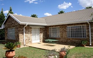 3 Bedroom Townhouse in Flimieda