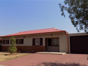2 Bed House in Bronkhorstbaai