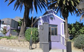 94 m² Commercial space in Foreshore