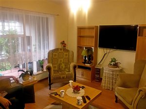 2 Bed Apartment in Vanderbijlpark SW5
