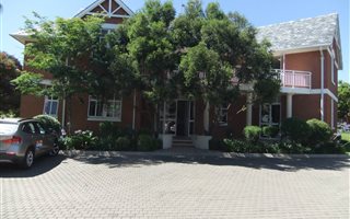 420 m² Office Space in Dainfern