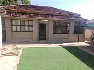 3 Bed House in Bezuidenhout Valley