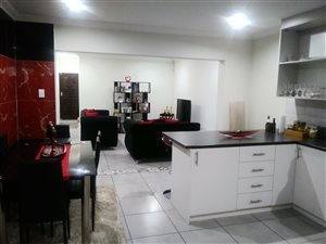 3 Bed House in Sonnekuil