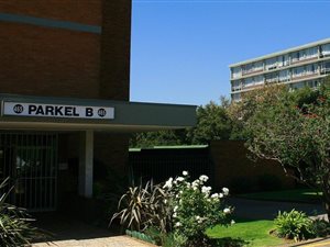 2 Bed Apartment in Elarduspark