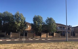 2 Bedroom Apartment in Durbanville