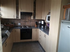 3 Bedroom Townhouse in Ravensklip