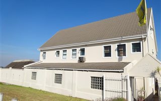 6 Bedroom House in Rosendal