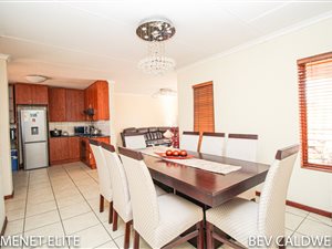 3 Bed Apartment in Helderwyk