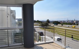 3 Bedroom Apartment in Humewood