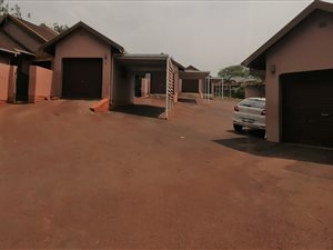 3 Bed Apartment in Nyala Park