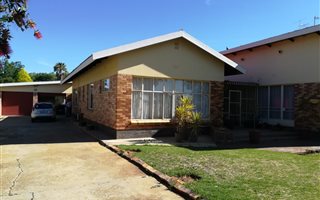 3 Bedroom House in Hennenman