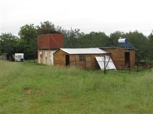 5 ha Farm in Rietfontein